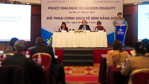 ການໂອ້ລົມສົນທະນາ ກ່ຽວກັບສິດສະເໝີພາບ ລະຫວ່າງຍິງ-ຊາຍ